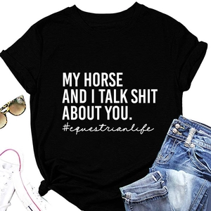 Flachbild des schwarzen Reiter-T-Shirts mit Pferde-Spruch und Freizeit-Accessoires