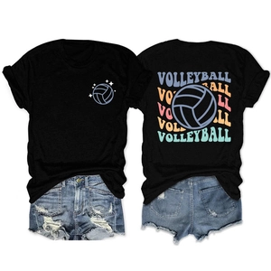 Détail de l'arrière d'un t-shirt de volleyball noir avec imprimé graphique rétro coloré