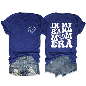 Vue recto et verso du t-shirt bleu marine Band Mom Era avec motifs de notes de musique