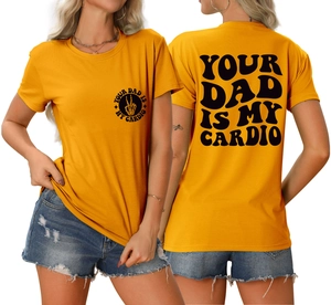 T-shirt orange avec texte Your Dad Is My Cardio imprimé sur le devant et à l'arrière