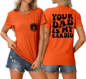 T-shirt orange vif montrant le logo avant et l'imprimé au dos sous deux angles différents