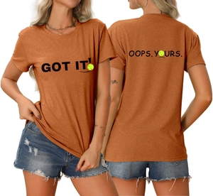 Vorder- und Rückansicht des Baumwoll-T-Shirts mit GOT IT und OOPS YOURS Aufdrucken
