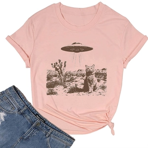 Detail of pink t-shirt with UFO cat desert print and stylish front knot hem design