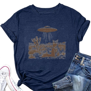 Detail of navy cotton T-shirt featuring retro UFO and cat graphic with stylish knotted hem
