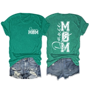 Détails avant et arrière du t-shirt vert Dance MOM avec imprimé artistique et silhouette