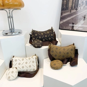 Retro printed crossbody bag set with wide shoulder strap in three versatile colors