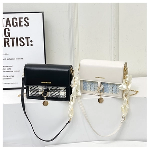 Contrast checkered crossbody bag with silk ribbon gold chain strap and fashion logo