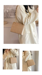Detailed views of a beige straw shoulder bag with elegant gold metal chain straps