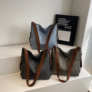 Retro large capacity tote bags in grey and green with wide shoulder straps