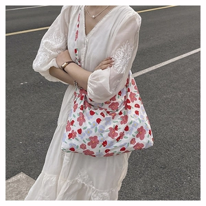 Floral print nylon tote bag with large capacity for casual outdoor shopping and daily use