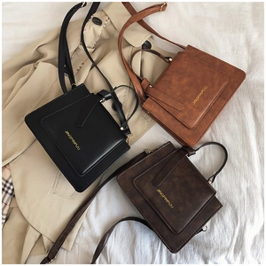 Sacs à bandoulière vintage en similicuir chic noir, caramel et marron foncé