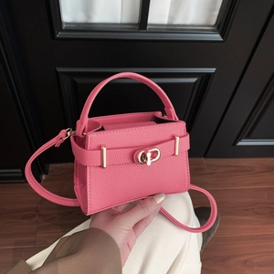 Mini Sac à Main Femme en Cuir PU Texture Litchi Sac Bandoulière Avec Fermoir Twist Doré Petit Sac de Luxe pour Usage Quotidien