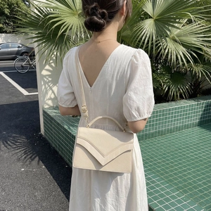 Women PU Leather Handbag V Shaped Layered Flap Crossbody Bag Pleated Small Square Purse With Adjustable Shoulder Strap