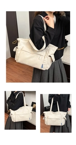 Dettaglio della borsa tote in velluto a coste bianco con tasche e coulisse gialla elastica