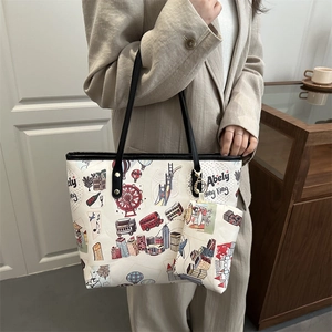 Chic Hong Kong print tote bag set with matching coin purse and slim black shoulder straps