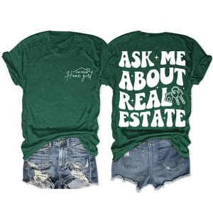 Détails avant et arrière du t-shirt vert immobilier avec icône de maison et lettrage