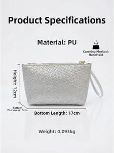 Detailed size parameters for silver woven envelope bag with 17x12x5cm dimensions