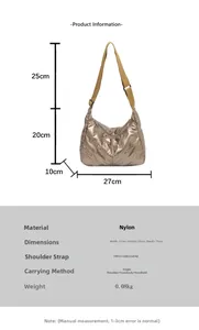 Dimensions détaillées du sac à bandoulière en nylon matelassé avec sangle réglable