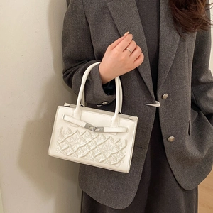 Women Crossbody Handbag PU Leather Retro Embroidery Square Bag With Ice Cream Charm Metal Twist Lock Single Shoulder Bag