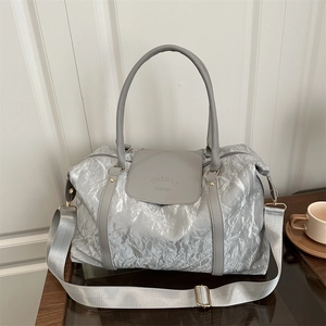 Fashion Large Capacity Tote Bag For Women Wrinkled Texture PU Leather Lightweight Shoulder Crossbody Travel Handbag