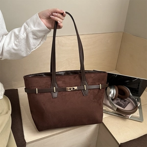 Große Damen Tragetasche Aus Mattiertem Wildlederimitat Vintage Elegante Achsel Umhängetasche Mit Goldenem Metallverschluss