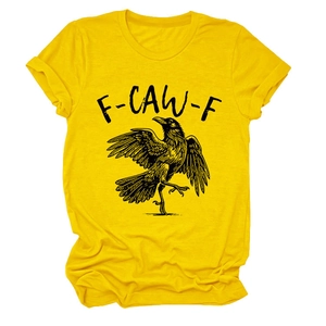 Detailansicht des gelben T-Shirts aus Baumwolle mit schwarzem Krähen-Print und F-CAW-F