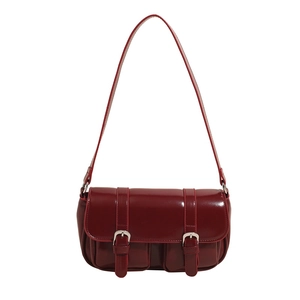 Sac messager vintage rouge vin brillant avec deux poches avant et boucles en argent
