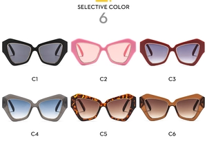 Sei eleganti occhiali da sole cat-eye geometrici in vari colori su sfondo bianco pulito