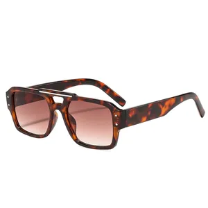 Lunettes de soleil aviateur rétro en écaille avec double pont et verres dégradés pour tous