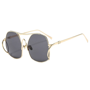 Fashionable oversized metal sunglasses with grey lenses and double bridge frame