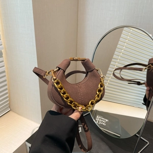 Trendy Niche Design Crescent Bag Fashionable Versatile Solid Color Casual Crossbody Bag With Gold Chain PU Leather Handbag For Women