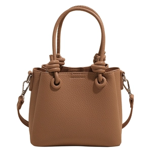 Mini sac cabas mode en cuir chameau avec poignée à nœud et bandoulière réglable