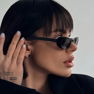 Retro oversized oval cat-eye sunglasses with wide temples for outdoor fashion