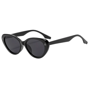Klassische schwarze Cat-Eye-Sonnenbrille mit Silbernieten für Vintage-Sonnenschutz