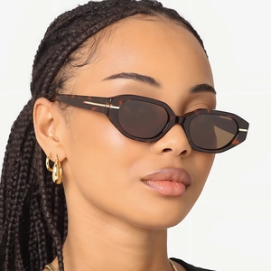 Lunettes De Soleil Géométriques Rétro Protection UV400 Monture PC Garniture Métallique Mode Pour Hommes Et Femmes