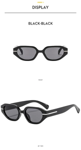 Vues de face et de profil à 45 degrés de lunettes de soleil noires avec détails argentés
