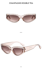 Detailansicht der Champagner Katzenaugen Sonnenbrille mit Strass und braunem Verlauf