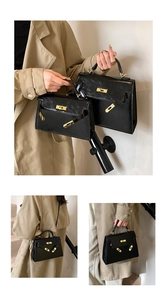 Femme sac à main en cuir vernis noir style rétro poignée supérieure bandoulière détail