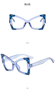 Detailansicht der Blaulichtfilter-Brille in Katzenaugen-Form mit Akzenten in Leoprint