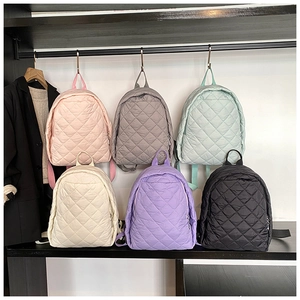 Sacs à dos matelassés à motifs losanges en plusieurs couleurs pour le voyage quotidien