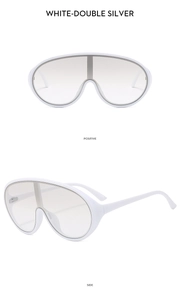 Vues de face et de profil de lunettes bouclier blanches avec verres miroir argent
