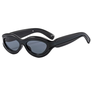 Lunettes de soleil rétro à monture noire épaisse ondulée et verres gris foncés