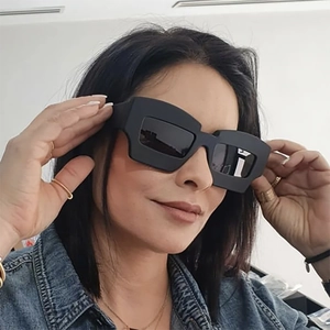 Lunettes De Soleil Irrégulières Monture PC Lentille AC Protection UV400 Rétro Hip Hop Géométrique Hommes Femmes Outdoor Streetwear