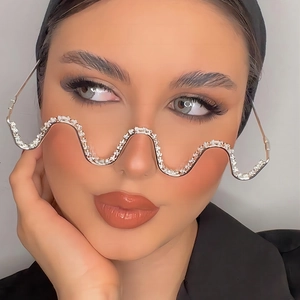 Wave Shape Decorative Eyeglass Frame Sparkly Rhinestone Metal Rimless Fashion Glasses For Women Party Catwalk