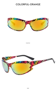 Detailansicht der Y2K Radsport-Sonnenbrille mit buntem Leopardenmuster und orangen Gläsern