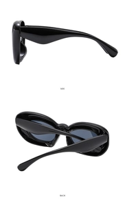 Vues détaillées du côté et de l'arrière des lunettes de soleil Y2K noires à fini brillant