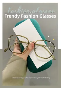 Detail of olive green TR90 glasses frame featuring elegant metal chain carving temples