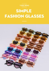 Aperçu détaillé de lunettes de soleil coeur pour enfants en plusieurs coloris tendance