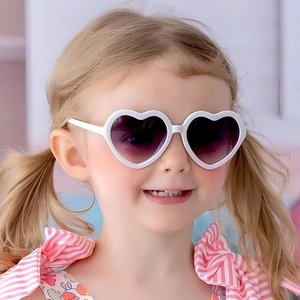 Lunettes de soleil coeur blanches pour enfants avec verres violets dégradés