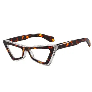 Cat eye anti-blue light glasses with tortoise shell frame and transparent edges